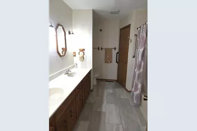 10821 Keokuk Trail, Roscoe, IL 61073 - Photo 14