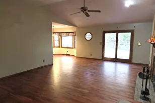 10821 Keokuk Trail, Roscoe, IL 61073 - Photo 6