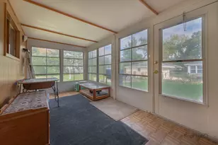 2740 Norma Ct, Glenview, IL 60025 - Photo 10