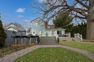 110 W Mason St, Lena, IL 61048 - Photo 2