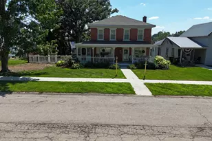 110 W Mason St, Lena, IL 61048 - Photo 36