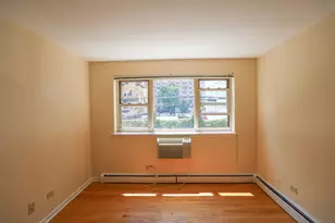 521 W Briar Pl, Chicago, IL 60657 - Photo 8