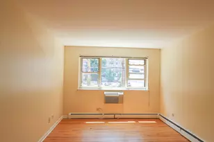 521 W Briar Pl, Chicago, IL 60657 - Photo 2