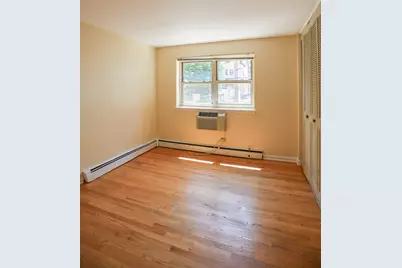 521 W Briar Place #201, Chicago, IL 60657 - Photo 6