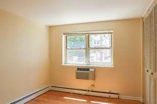 521 W Briar Pl, Chicago, IL 60657 - Photo 6