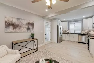 4240 N McVicker Ave, Chicago, IL 60634 - Photo 12