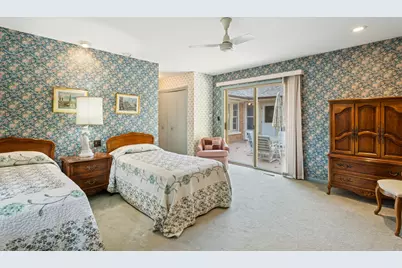 23W134 Mulberry Lane, Glen Ellyn, IL 60137 - Photo 18