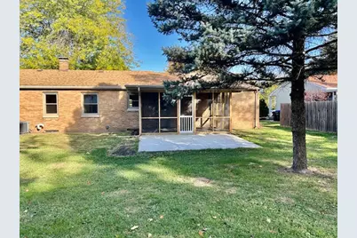 1011 Monroe Drive, Bloomington, IL 61701 - Photo 24