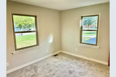 1011 Monroe Drive, Bloomington, IL 61701 - Photo 16