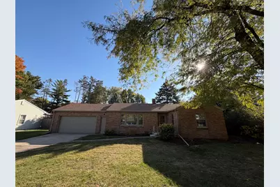 1011 Monroe Drive, Bloomington, IL 61701 - Photo 2