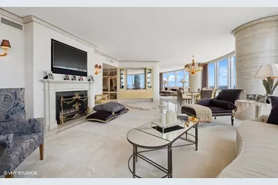 401 N Wabash Avenue #48A, Chicago, IL 60611 - Photo 4