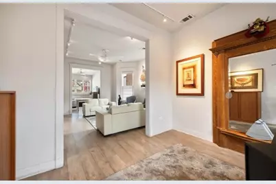 1631 N Tripp Avenue, Chicago, IL 60639 - Photo 4