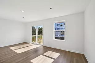 905 Briar Gln Ct, Hampshire, IL 60140 - Photo 8