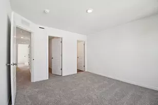 907 Briar Gln Ct, Hampshire, IL 60140 - Photo 12