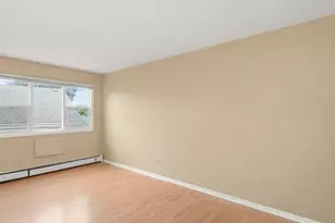 1213 N 34th Ave, Melrose Park, IL 60160 - Photo 18