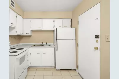 1213 N 34th Avenue #11, Melrose Park, IL 60160 - Photo 14