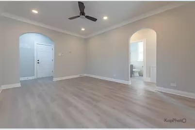 6259 W Peterson Avenue, Chicago, IL 60646 - Photo 26