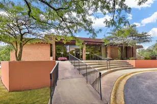 478 Raintree Ct, Glen Ellyn, IL 60137 - Photo 12