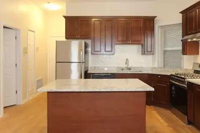 1473 W Erie Street #2R, Chicago, IL 60642 - Photo 2