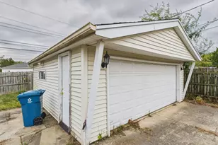 11625 S Kildare Ave, Alsip, IL 60803 - Photo 22