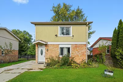 520 Aller Avenue, Elgin, IL 60120 - Photo 2