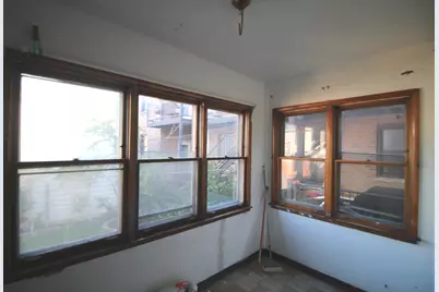 3905 N Christiana Avenue #1, Chicago, IL 60618 - Photo 6