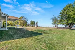 121 Pine St, Buckingham, IL 60917 - Photo 22