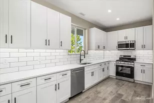 121 Pine St, Buckingham, IL 60917 - Photo 4