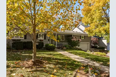 5252 Fairmount Avenue, Downers Grove, IL 60515 - Photo 2