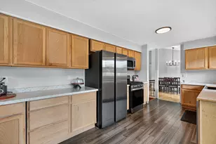 4 Mayflower Dr, Batavia, IL 60510 - Photo 8