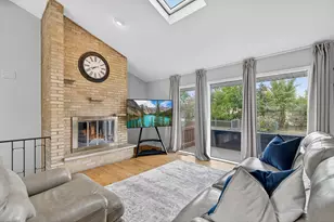 4 Mayflower Dr, Batavia, IL 60510 - Photo 4