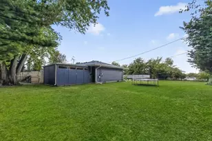 4 Mayflower Dr, Batavia, IL 60510 - Photo 30