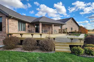 16360 Spring Valley Rd, Morrison, IL 61270 - Photo 6