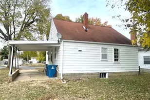 813 E Washington St, Monticello, IL 61856 - Photo 4