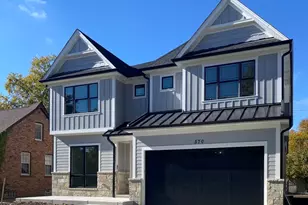 570 S Parkside Ave, Elmhurst, IL 60126 - Photo 1