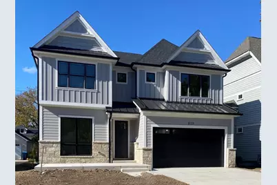 570 S Parkside Avenue, Elmhurst, IL 60126 - Photo 2