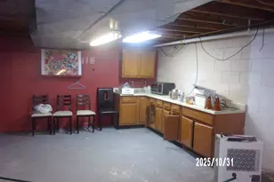 407 E Pine St, Chatsworth, IL 60921 - Photo 12