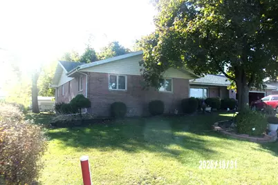 407 E Pine Street, Chatsworth, IL 60921 - Photo 1