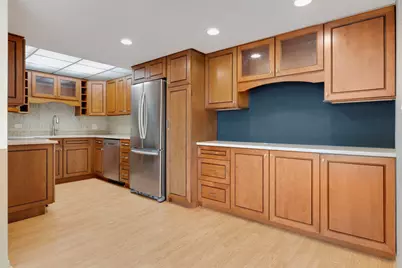 5300 Walnut Avenue #18E, Downers Grove, IL 60515 - Photo 4