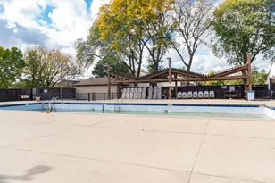 164 Cascade Dr, Indian Head Park, IL 60525 - Photo 34