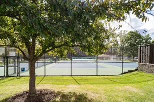 164 Cascade Dr, Indian Head Park, IL 60525 - Photo 32