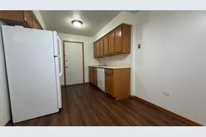 7305 W 157th Street #3D, Orland Park, IL 60462 - Photo 2