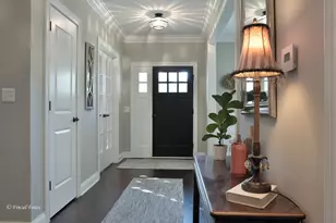 1028 S 5th St, Saint Charles, IL 60174 - Photo 2