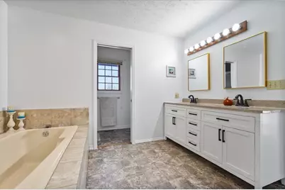 8 Stetson Drive, Bloomington, IL 61701 - Photo 18