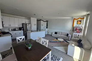 4277 Chelsea Mnr Cir, Aurora, IL 60504 - Photo 2