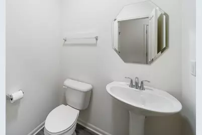 356 S Pointe Avenue, South Elgin, IL 60177 - Photo 16