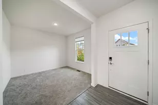 356 S Pointe Ave, South Elgin, IL 60177 - Photo 4