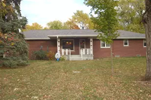 522 N 3rd St, Cissna Park, IL 60924 - Photo 44