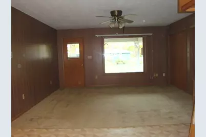 522 N Third Street, Cissna Park, IL 60924 - Photo 10