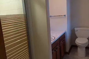 2220 Mayflower St, Aurora, IL 60506 - Photo 6